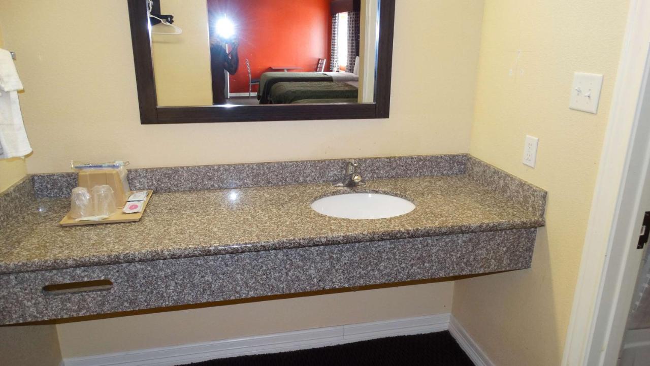 Motel 6 Houston, Tx - Willowbrook Mall Kültér fotó